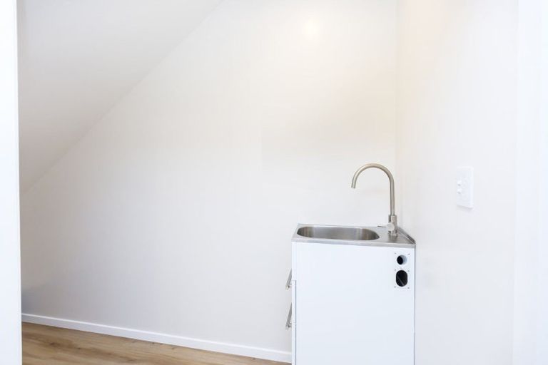 Photo of property in 11 Raeble Walkington Lane, Wallaceville, Upper Hutt, 5018