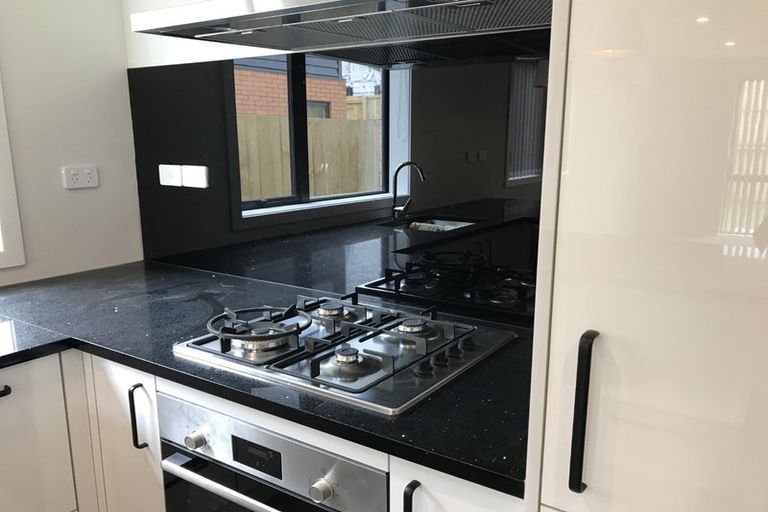 Photo of property in 2/55 Cabourne Drive, Glenview, Hamilton, 3206