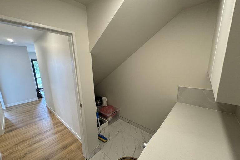 Photo of property in 309 Don Buck Road, Massey, Auckland, 0614