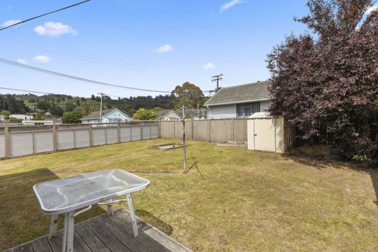 Photo of property in 308 George Street, Stokes Valley, Lower Hutt, 5019