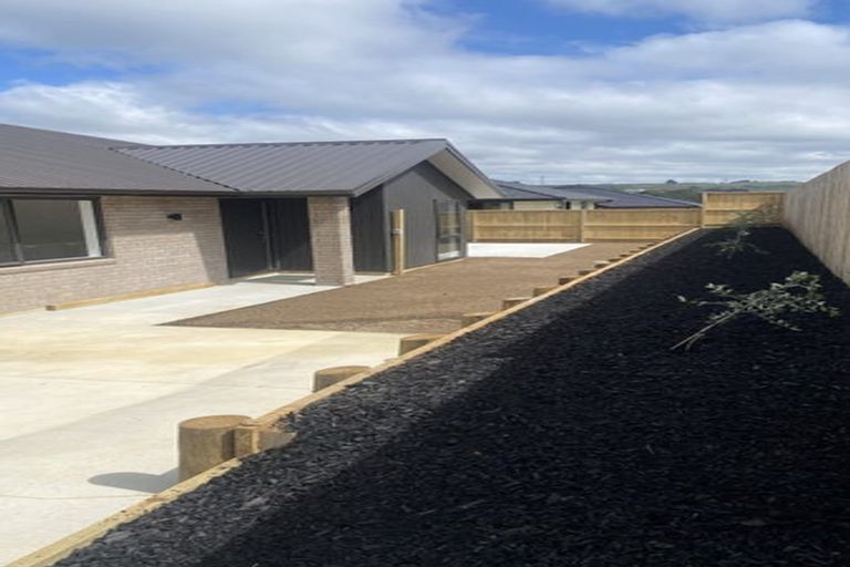 Photo of property in 35a Leathem Crescent, Pokeno, 2402