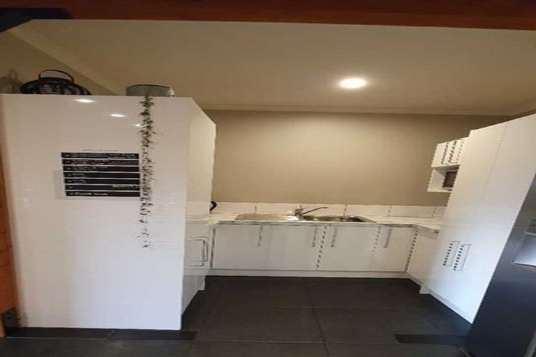 Photo of property in 15 Lake View Road, Waipukurau, 4200