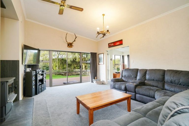 Photo of property in 56 Mason Road, Seaward Bush, Invercargill, 9871
