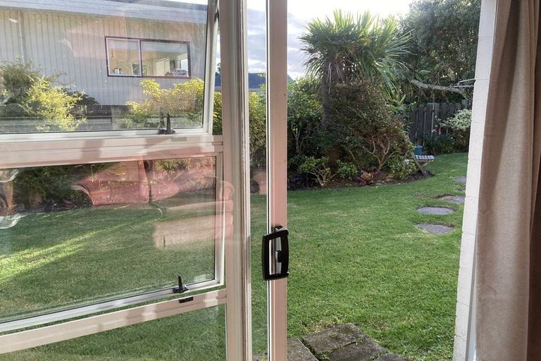 Photo of property in 6 Ashcraig Court, Torbay, Auckland, 0630