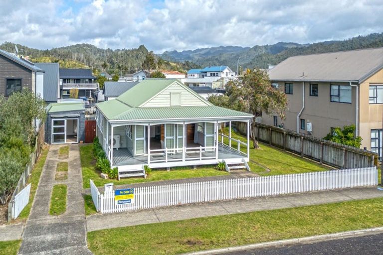 Photo of property in 2 Tokoroa Road, Tairua, 3508