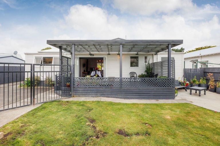 Photo of property in 76 Denbigh Street, Feilding, 4702