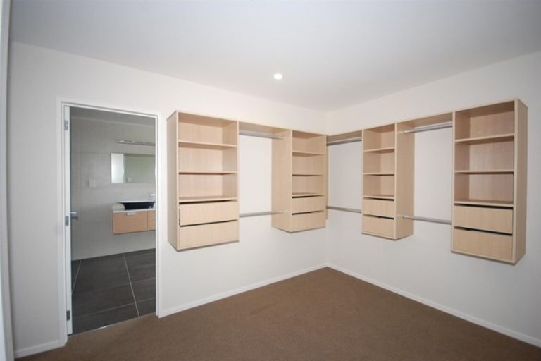 Photo of property in 120a Wellington Street, Howick, Auckland, 2014