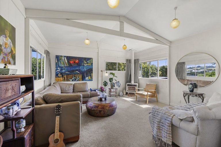 Photo of property in 25 Smith Street, Raglan, 3225