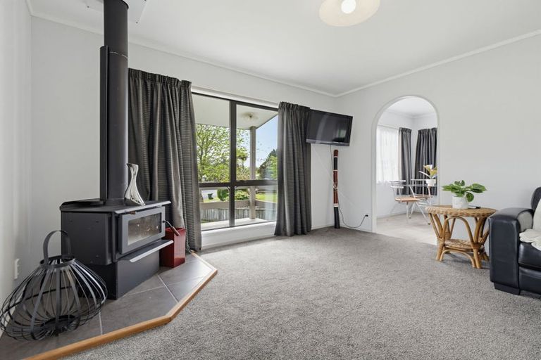 Photo of property in 2 Goldie Street, Pukehangi, Rotorua, 3015