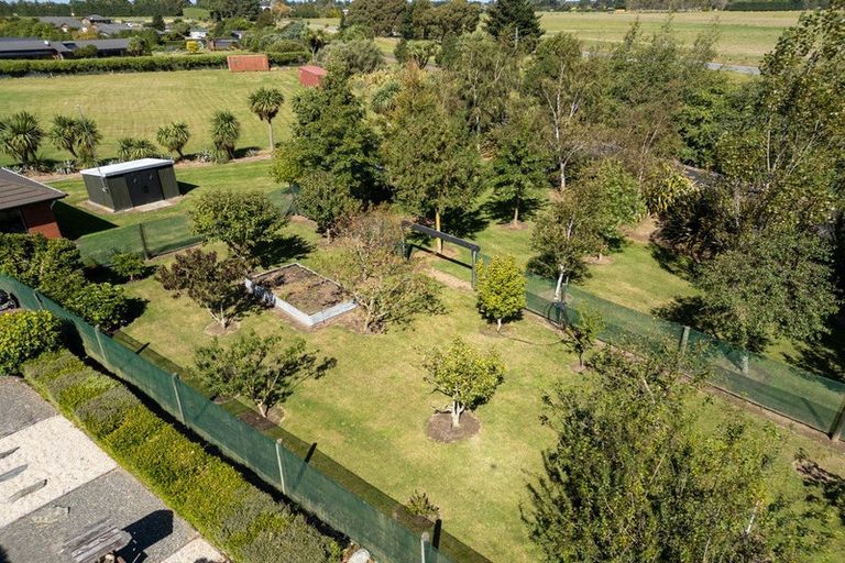 Photo of property in 33 Mchugh Crescent, Darfield, 7510