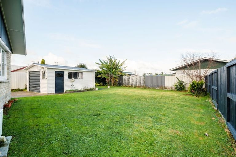 Photo of property in 53 Collins Road, Melville, Hamilton, 3206