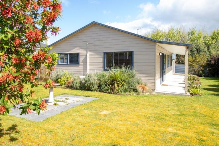 Photo of property in 22 John Street, Winton, 9720