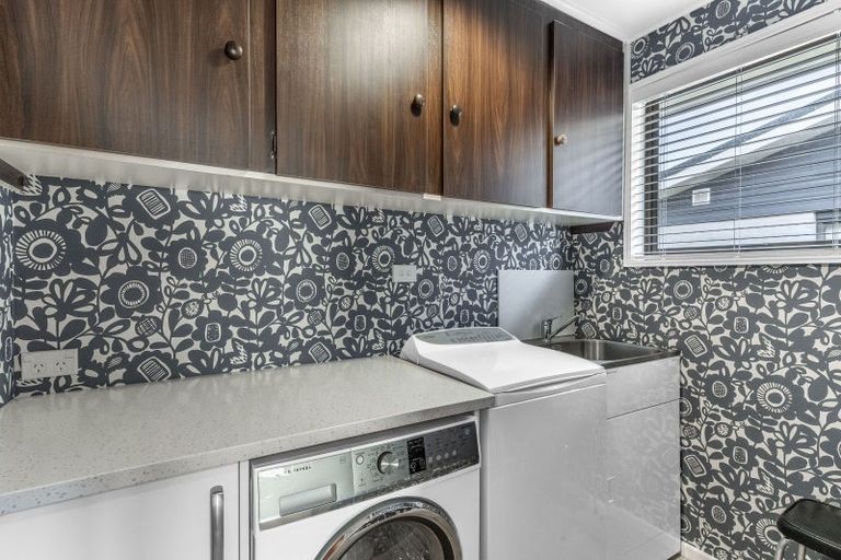 Photo of property in 9 Waterford Drive, Winton, 9720