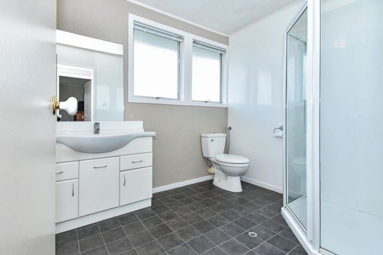 Photo of property in 1/36 Park Estate Road, Rosehill, Papakura, 2113