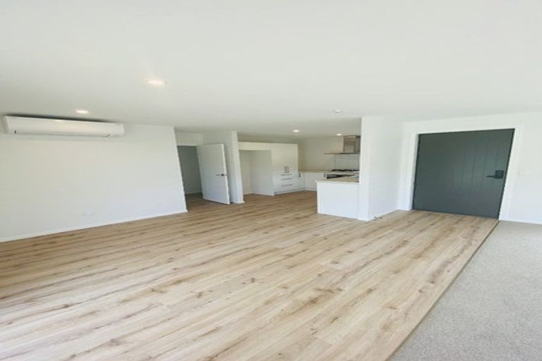 Photo of property in 14 Wallis Drive, Cromwell, 9310