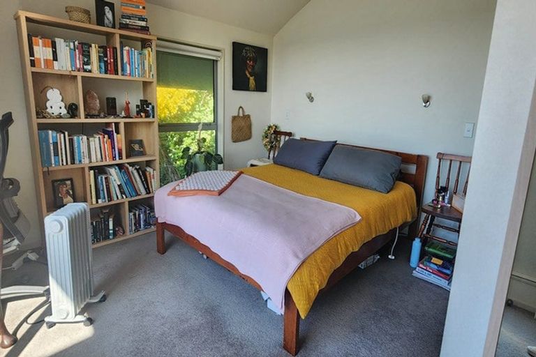 Photo of property in 218 Evans Bay Parade, Hataitai, Wellington, 6021