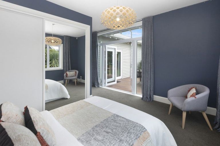 Photo of property in 2 Celia Street, Redcliffs, Christchurch, 8081