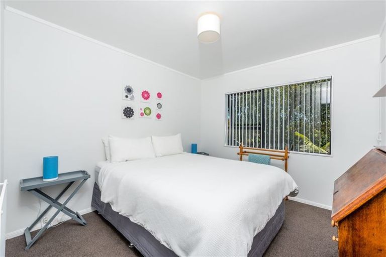 Photo of property in 2/185 Royal Road, Massey, Auckland, 0614
