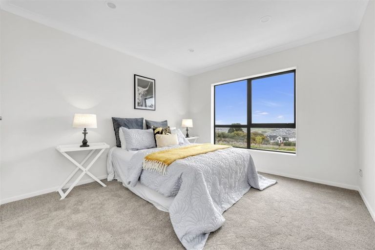 Photo of property in 19 Elevation Street, Flat Bush, Auckland, 2019