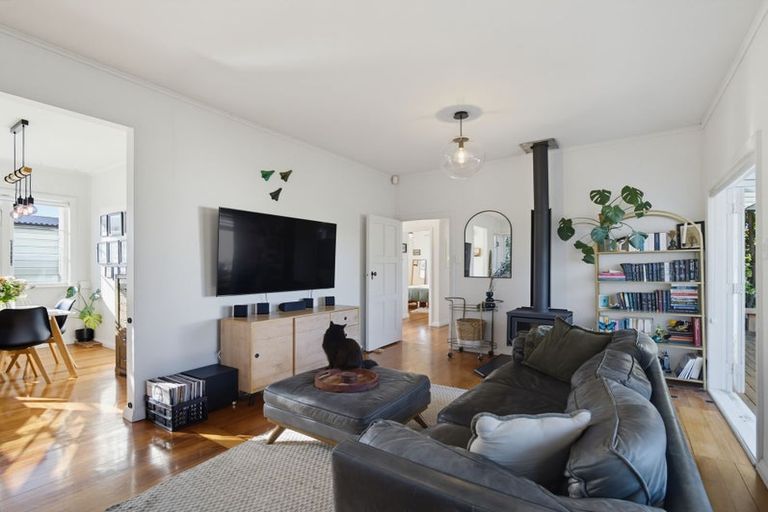 Photo of property in 11 Rutherford Road, Marewa, Napier, 4110