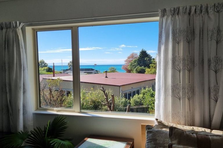 Photo of property in 17 Makura Road, Goose Bay, Kaikoura, 7374