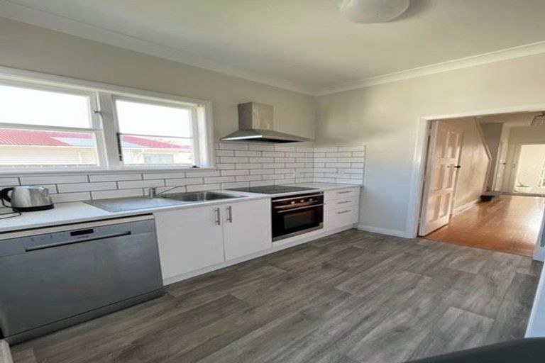 Photo of property in 1/126 Waiwhetu Road, Waterloo, Lower Hutt, 5011
