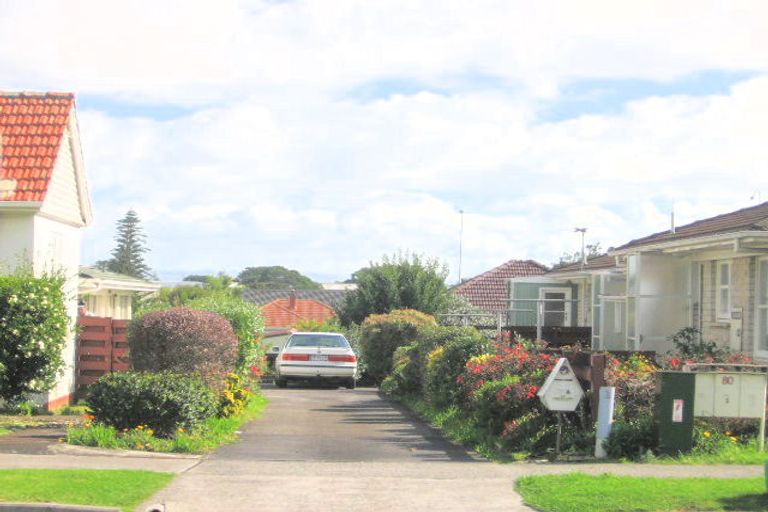 Photo of property in 2/78 Rangitoto Road, Papatoetoe, Auckland, 2025