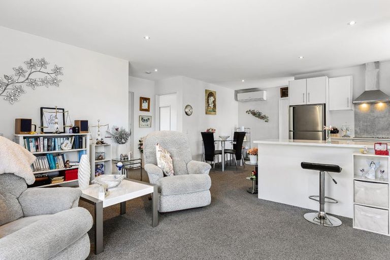 Photo of property in 3/78 Marshland Road, Shirley, Christchurch, 8061