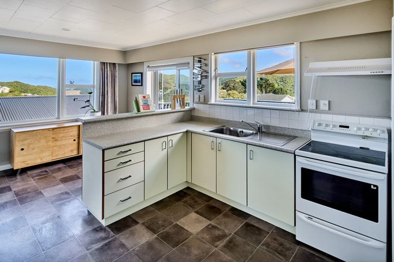 Photo of property in 7 Manitoba Place, Kingston, Wellington, 6021