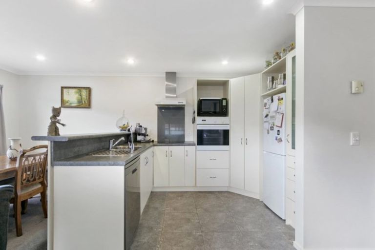 Photo of property in 13 Woodland Grove, Wainuiomata, Lower Hutt, 5014