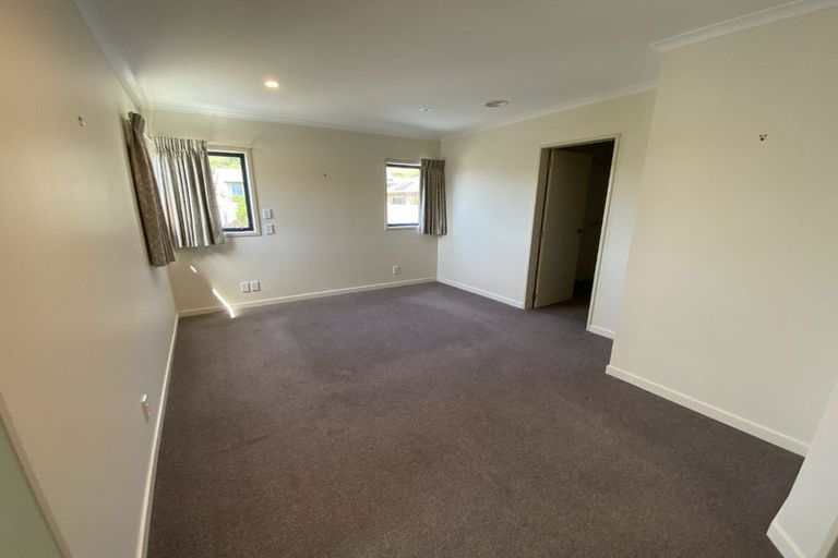 Photo of property in 53 Furlong Crescent, Churton Park, Wellington, 6037