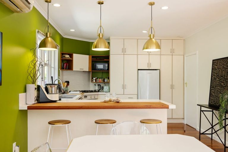 Photo of property in 100 Brookside Terrace, Bryndwr, Christchurch, 8053