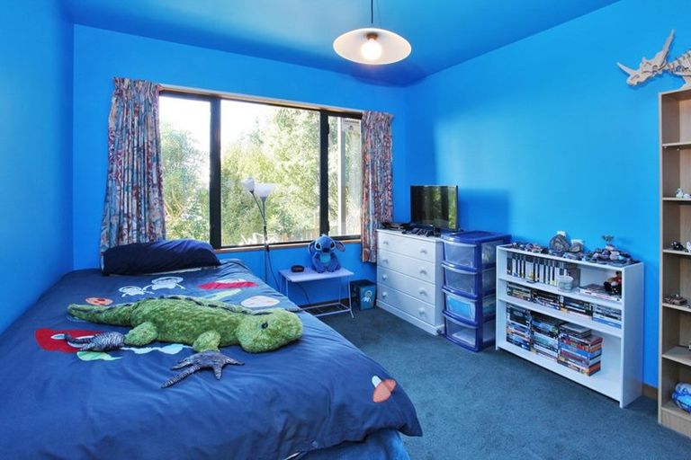 Photo of property in 33 Harry Ell Drive, Cashmere, Christchurch, 8022