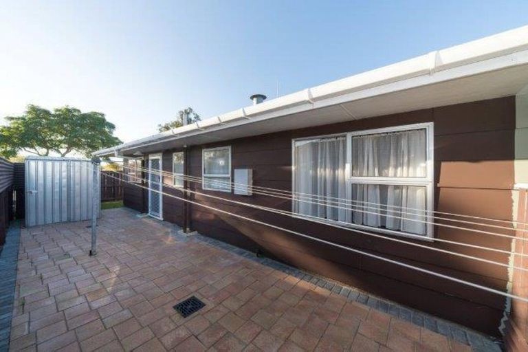 Photo of property in 718a Pioneer Highway, Takaro, Palmerston North, 4412