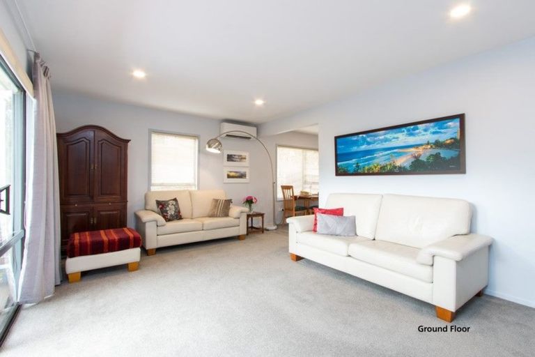 Photo of property in 3/41 Rangatira Road, Beach Haven, Auckland, 0626