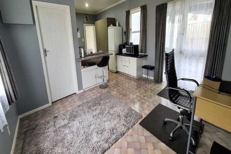 Photo of property in 77 Puriri Street, Gonville, Whanganui, 4501