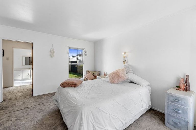 Photo of property in 63a Beach Road, Pahurehure, Papakura, 2113