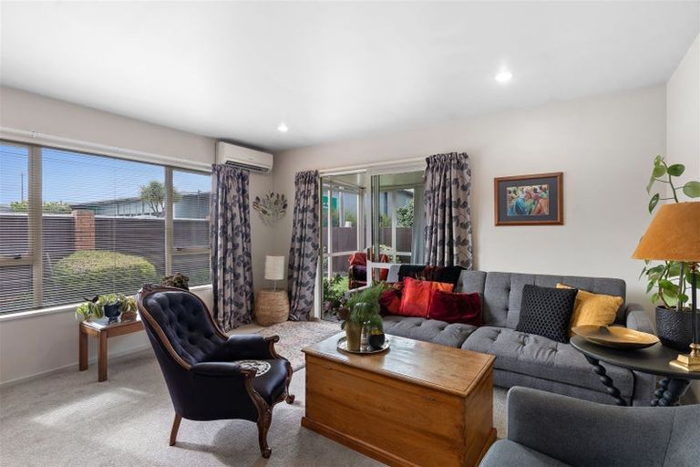 Photo of property in 84 Main Road North, Papanui, Christchurch, 8052