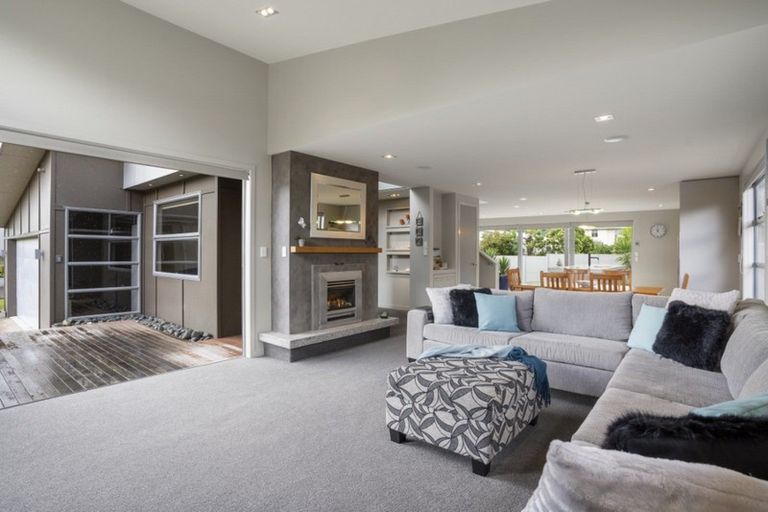 Photo of property in 404 Harbour View Road, Whangamata, 3620