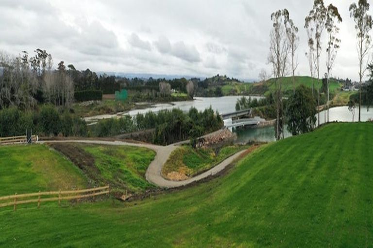 Photo of property in 277d Plummers Point Road, Whakamarama, 3172