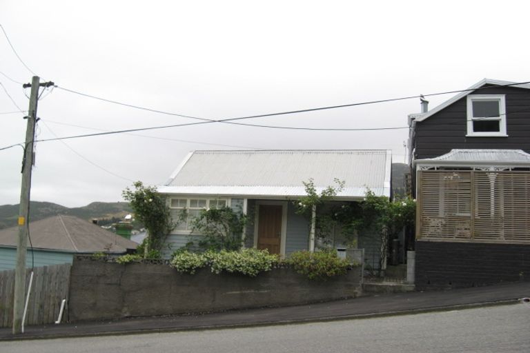 Photo of property in 71 Saint Davids Street, Lyttelton, 8082