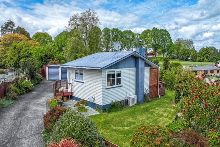 Photo of property in 1 Jonathan Place, Putaruru, 3411