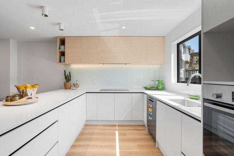 Photo of property in 5/26 Morton Avenue, Forrest Hill, Auckland, 0620