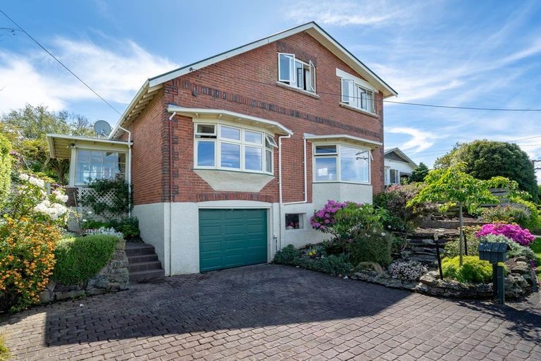 Photo of property in 71 Moana Crescent, Musselburgh, Dunedin, 9013