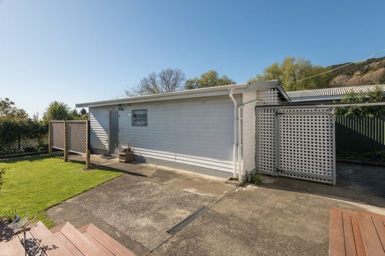 Photo of property in 671 Atawhai Crescent, Atawhai, Nelson, 7010