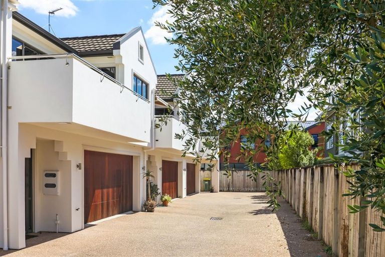 Photo of property in 12b Edgecumbe Street, Whitiora, Hamilton, 3200