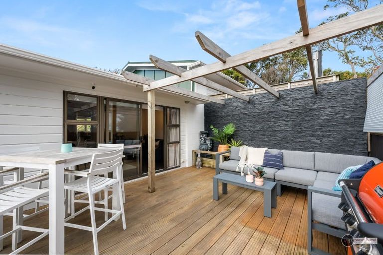 Photo of property in 5 Christchurch Crescent, Kelson, Lower Hutt, 5010