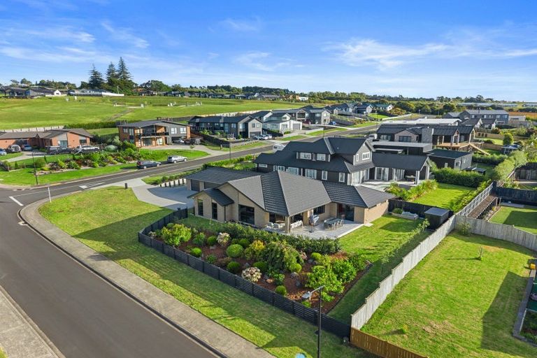 Photo of property in 15 Fisk Road, Pukekohe, 2120