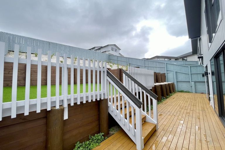 Photo of property in 54 Pacific Heights Road, Orewa, 0931