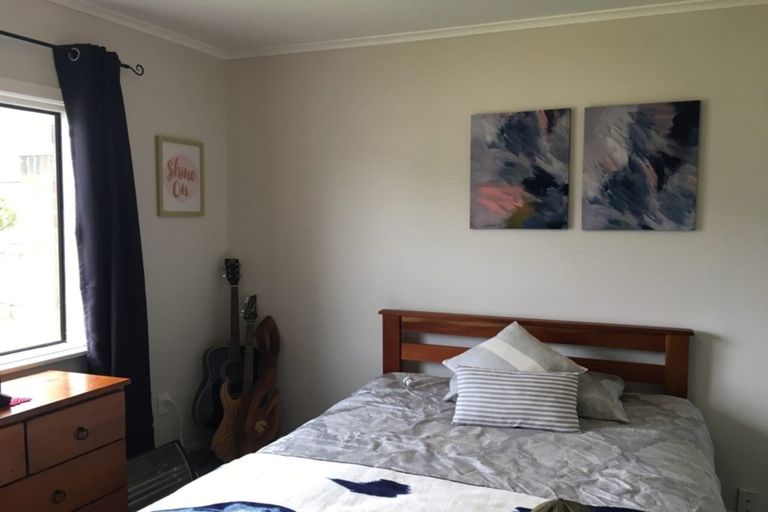 Photo of property in 37a Alma Crescent, Papakura, 2110